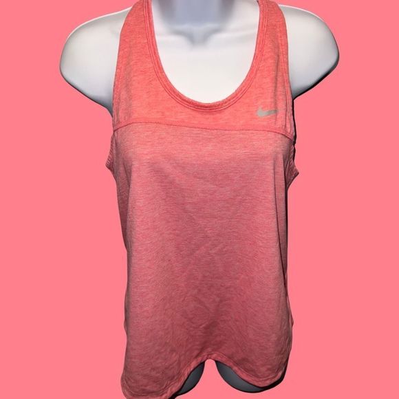 Reversible Nike Workout Tank 
Pink/Burgundy Size Mediu - Picture 5 of 5